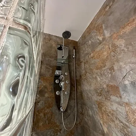 לינה וארוחת בוקר Casa La Paz