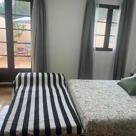 לינה וארוחת בוקר Casa La Paz